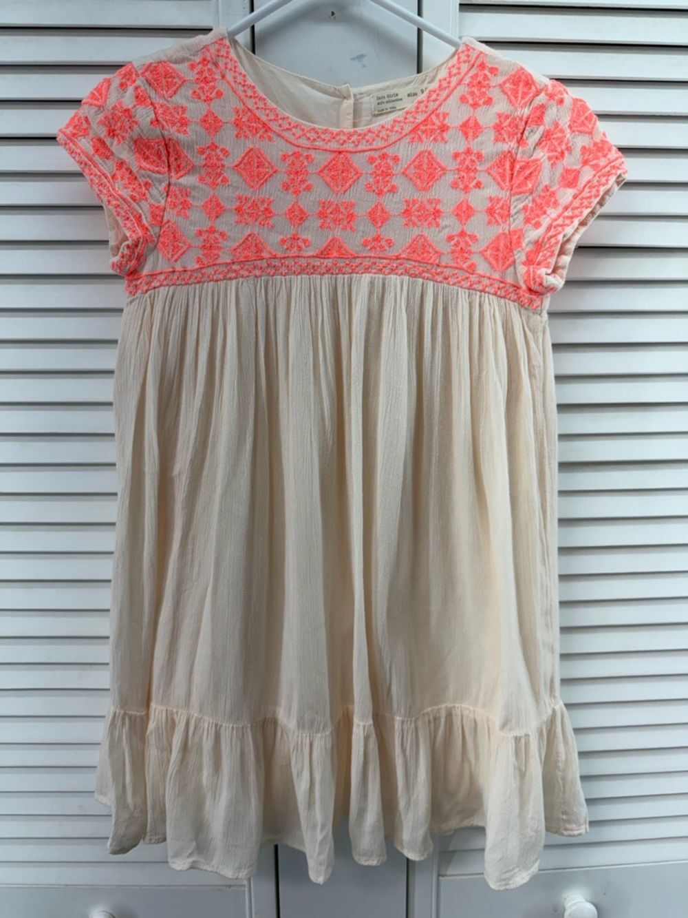 Zara girl size 9-10 Neutral Cream Dress with Neon Coral Embroidery - Kids
